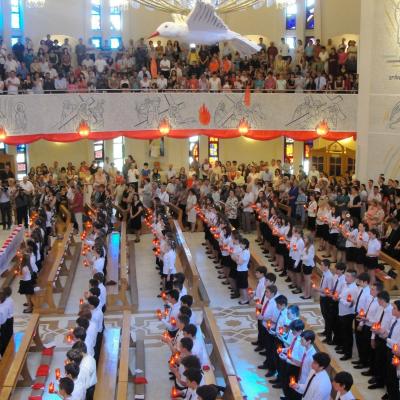 19 mai: Iaşi: Administrarea Mirului în Parohia Iaşi "Adormirea Maicii Domnului"