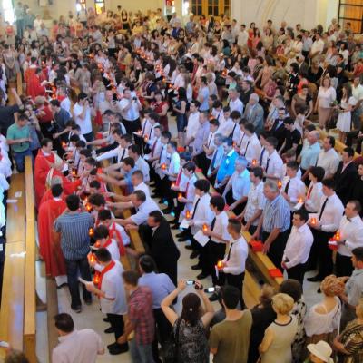 19 mai: Iaşi: Administrarea Mirului în Parohia Iaşi "Adormirea Maicii Domnului"