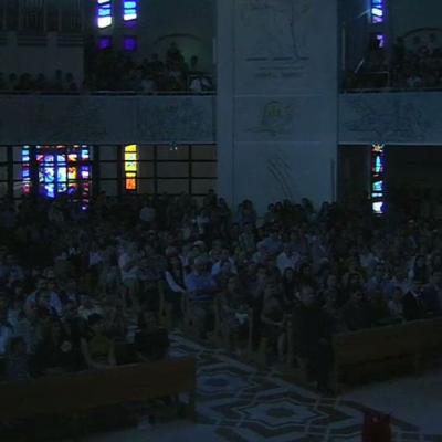 22 mai: Iaşi: Concert în catedrala nouă în cadrul Turneului Naţional Stradivarius