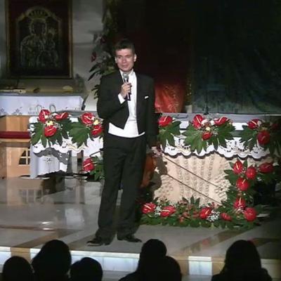 22 mai: Iaşi: Concert în catedrala nouă în cadrul Turneului Naţional Stradivarius