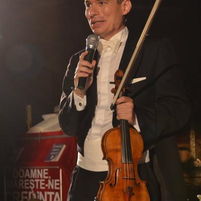 23 mai: Bacău: Concert Stradivarius în biserica "Sfinţii Petru şi Paul"