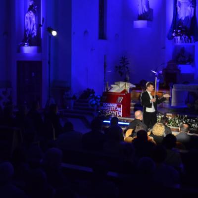 23 mai: Bacău: Concert Stradivarius în biserica "Sfinţii Petru şi Paul"