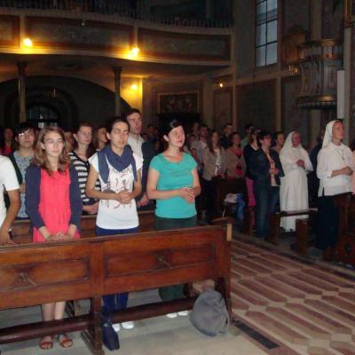 24 mai: Iaşi: "Cu Duhul Sfânt în sesiune!" - adoraţie euharistică
