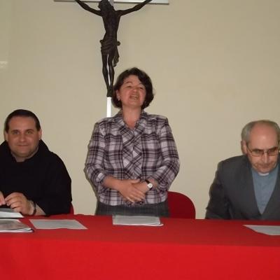 25 mai: Traian (NT): Simpozionul naţional "La şcoala credinţei: familia înrădăcinată în credinţă"
