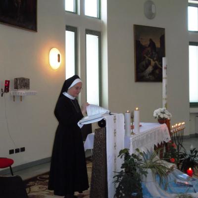 25 mai: Traian (NT): Simpozionul naţional "La şcoala credinţei: familia înrădăcinată în credinţă"