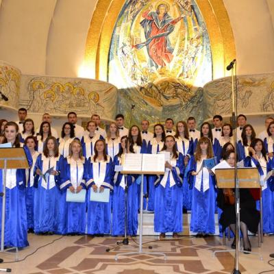26 mai: Iaşi: Concert coral dedicat Fecioarei Maria: Tota Pulchra es, Maria!