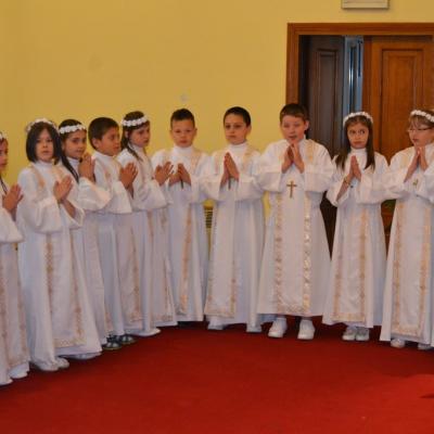 26 mai: Roma: Prima sfântă Împărtăşanie la copiii români