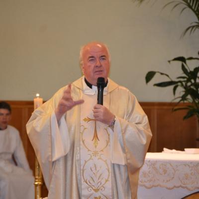 26 mai: Roma: Prima sfântă Împărtăşanie la copiii români