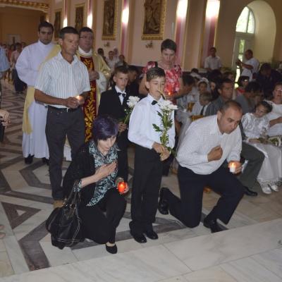26 mai: Huşi Corni: Prima Sfântă Împărtăşanie