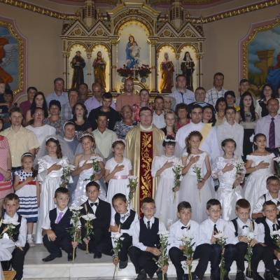 26 mai: Huşi Corni: Prima Sfântă Împărtăşanie