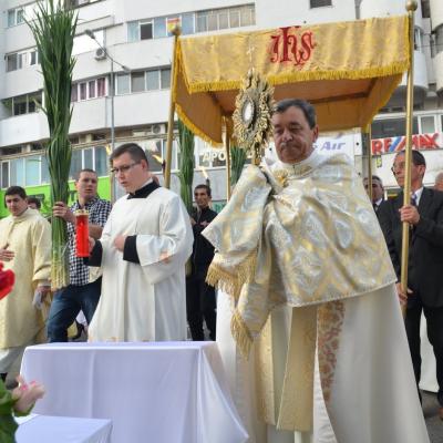 30 mai: Bacău: Procesiune solemnă de Joia Verde