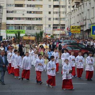 30 mai: Bacău: Procesiune solemnă de Joia Verde