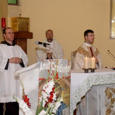 30 mai: Oneşti: Curs festiv la Liceul Teologic "Fericitul Ieremia"