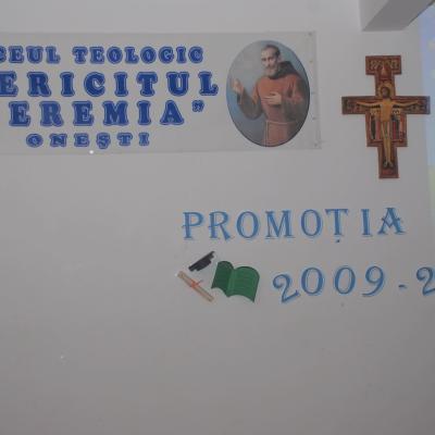 30 mai: Oneşti: Curs festiv la Liceul Teologic "Fericitul Ieremia"