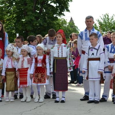 1 iunie: Adjudeni: Sărbătoarea Copiilor