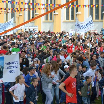 1 iunie: Adjudeni: Sărbătoarea Copiilor