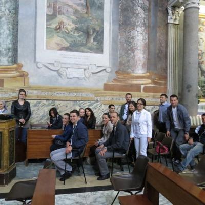 2 iunie: Roma: Conferirea sfântului Mir unor adolescenţi din comunitatea română