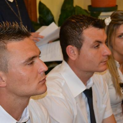 2 iunie: Roma: Conferirea sfântului Mir unor adolescenţi din comunitatea română