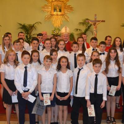 2 iunie: Roma: Conferirea sfântului Mir unor adolescenţi din comunitatea română