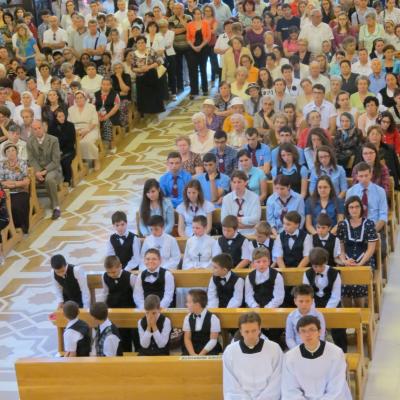 2 iunie: Iaşi (catedrală): Trupul şi Sângele Domnului