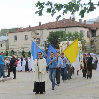 2 iunie: Iaşi (catedrală): Trupul şi Sângele Domnului