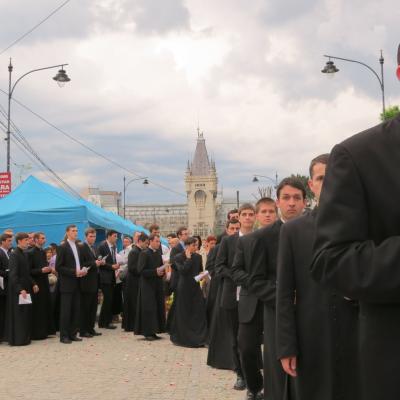 2 iunie: Iaşi (catedrală): Trupul şi Sângele Domnului