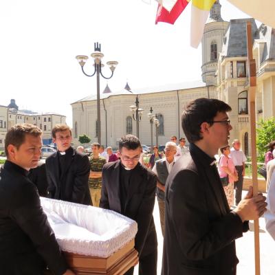 2 iunie: Iaşi (catedrală): Sfântă Liturghie cu requiem pentru pr. Isidor Mocanu