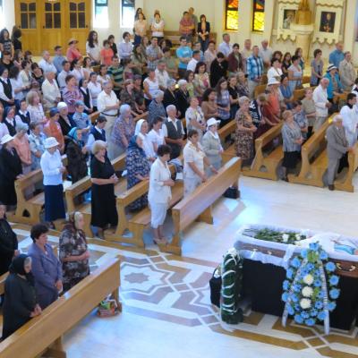 2 iunie: Iaşi (catedrală): Sfântă Liturghie cu requiem pentru pr. Isidor Mocanu