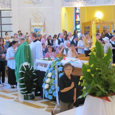 2 iunie: Iaşi (catedrală): Sfântă Liturghie cu requiem pentru pr. Isidor Mocanu