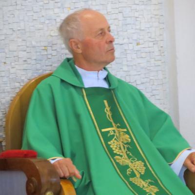 2 iunie: Iaşi (catedrală): Sfântă Liturghie cu requiem pentru pr. Isidor Mocanu