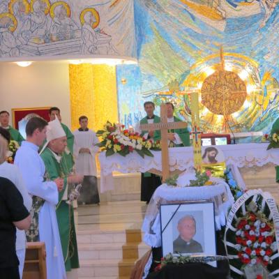 2 iunie: Iaşi (catedrală): Sfântă Liturghie cu requiem pentru pr. Isidor Mocanu