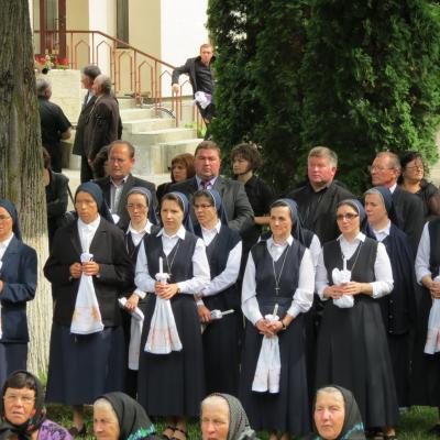 4 iunie: Gherăeşti: Funeraliile părintelui Isidor Mocanu