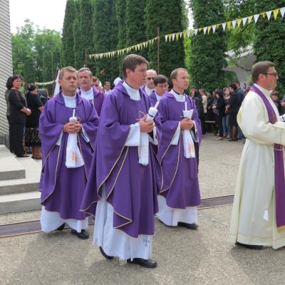 4 iunie: Gherăeşti: Funeraliile părintelui Isidor Mocanu