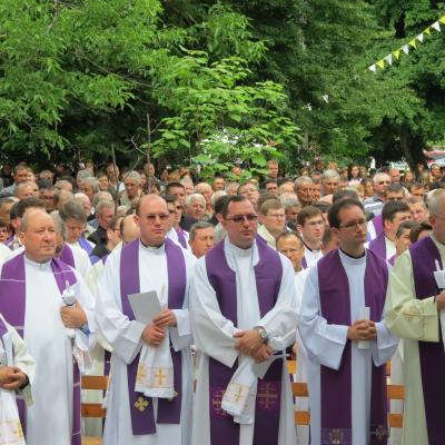 4 iunie: Gherăeşti: Funeraliile părintelui Isidor Mocanu
