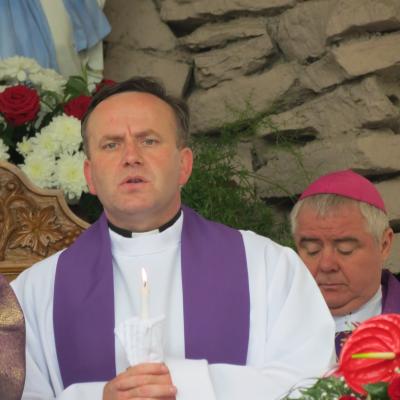 4 iunie: Gherăeşti: Funeraliile părintelui Isidor Mocanu