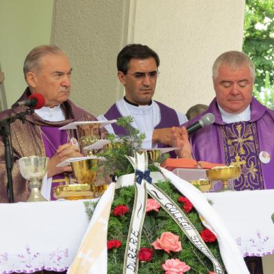 4 iunie: Gherăeşti: Funeraliile părintelui Isidor Mocanu