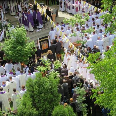 4 iunie: Gherăeşti: Funeraliile părintelui Isidor Mocanu