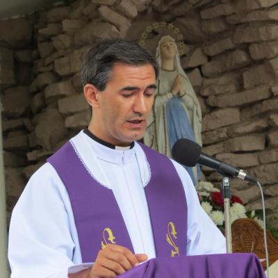 4 iunie: Gherăeşti: Funeraliile părintelui Isidor Mocanu