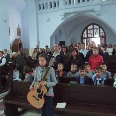 8 iunie: Bacău: Copii şi adulţi în pelerinaj la Cacica
