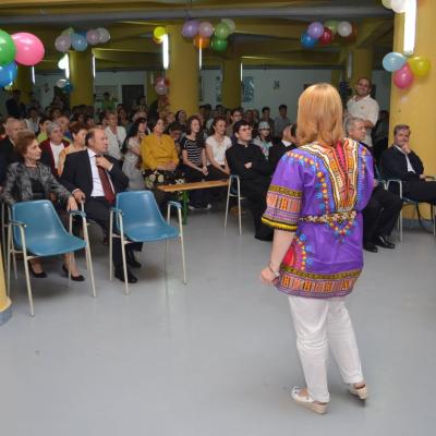 9 iunie: Bacău: "Picătura de apă de la Maikona"
