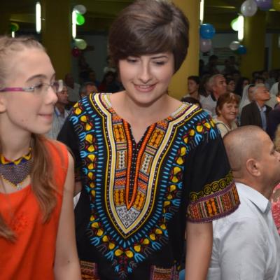 9 iunie: Bacău: "Picătura de apă de la Maikona"