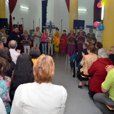 9 iunie: Bacău: "Picătura de apă de la Maikona"