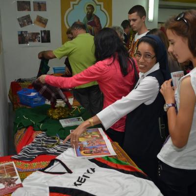 9 iunie: Bacău: "Picătura de apă de la Maikona"