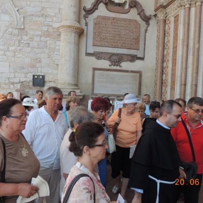 10-22 iunie: Iaşi: Pelerinaj la 26 de sanctuare în Italia