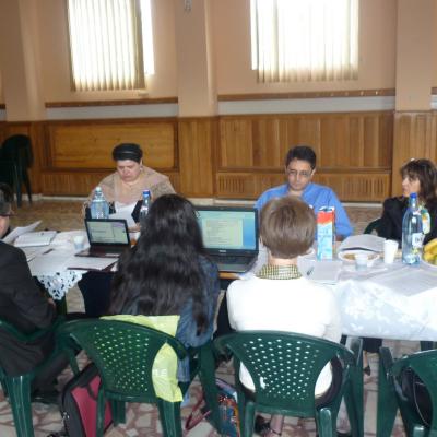 15 iunie: Oneşti: Sesiune ordinară a Oficiului pentru Pastoraţie Şcolară şi Predarea Religiei în Şcoli