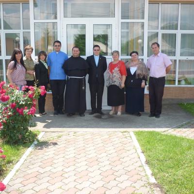15 iunie: Oneşti: Sesiune ordinară a Oficiului pentru Pastoraţie Şcolară şi Predarea Religiei în Şcoli