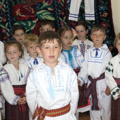 16 şi 18 iunie: Iugani: Cinste lor