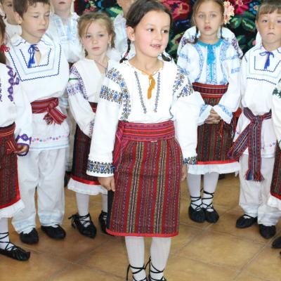 16 şi 18 iunie: Iugani: Cinste lor