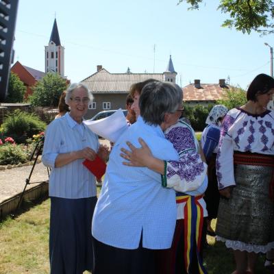 16 şi 18 iunie: Iugani: Cinste lor