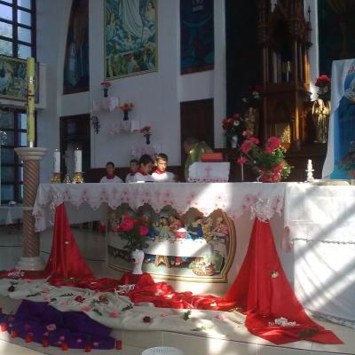 16 iunie: Valea Mică: Prima sfântă Împărtăşanie